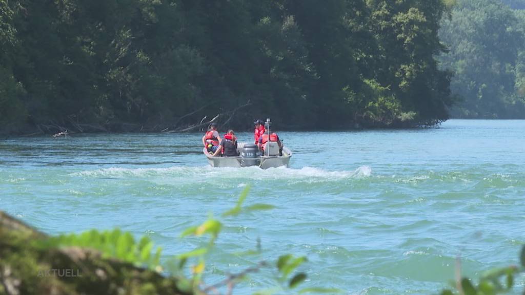 «Sie wurden noch gewarnt» – Suche nach den zwei Vermissten im Rhein bislang ohne Erfolg. 