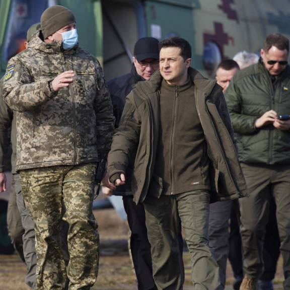 Russland stockt Truppen an Grenze zu Ukraine auf