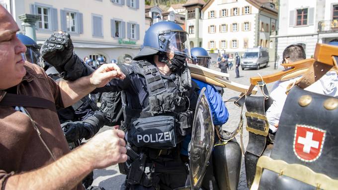 Stellenabbau und Gewalt gefährden Medienfreiheit in der Schweiz