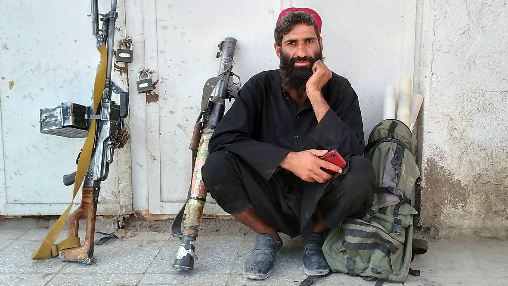 Die militant-islamistischen Taliban weiten ihren schnellen Vormarsch weiter aus. Mit Faisabad sei die Hauptstadt der nordöstlichen Provinz Badachschan in die Hände der Islamisten gefallen, bestätigten ein Provinzrat und ein Parlamentsvertreter der Provinz der Deutschen Presse-Agentur. Foto: Mohammad Asif Khan/AP/dpa