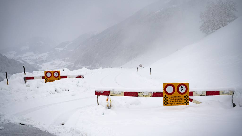 Chaos und hohe Lawinengefahr in der Zentralschweiz nach Föhnsturm