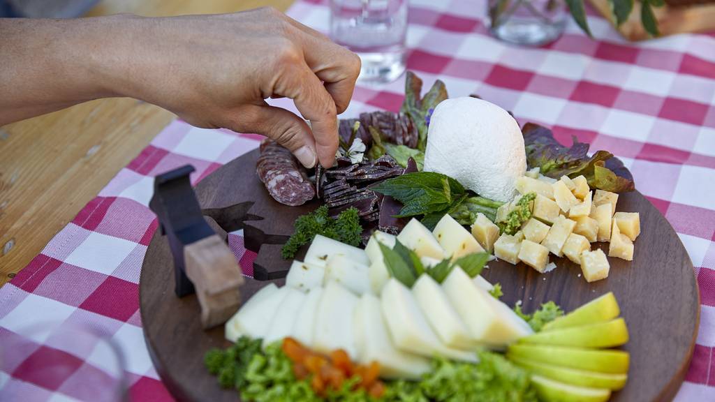 Wähle den Gewinner: Wo gibt es das beste Apéroplättli im Pilatusland?