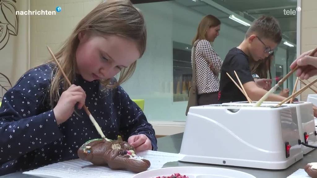 Auf Besuch beim Chocolatier: Kinder machen Osterhasen