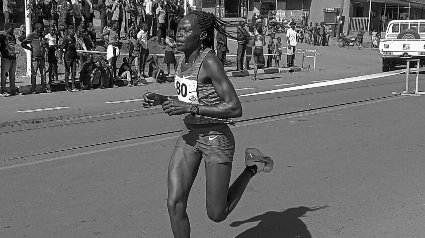 Marathonläuferin Rebecca Cheptegei bei einem Marathon