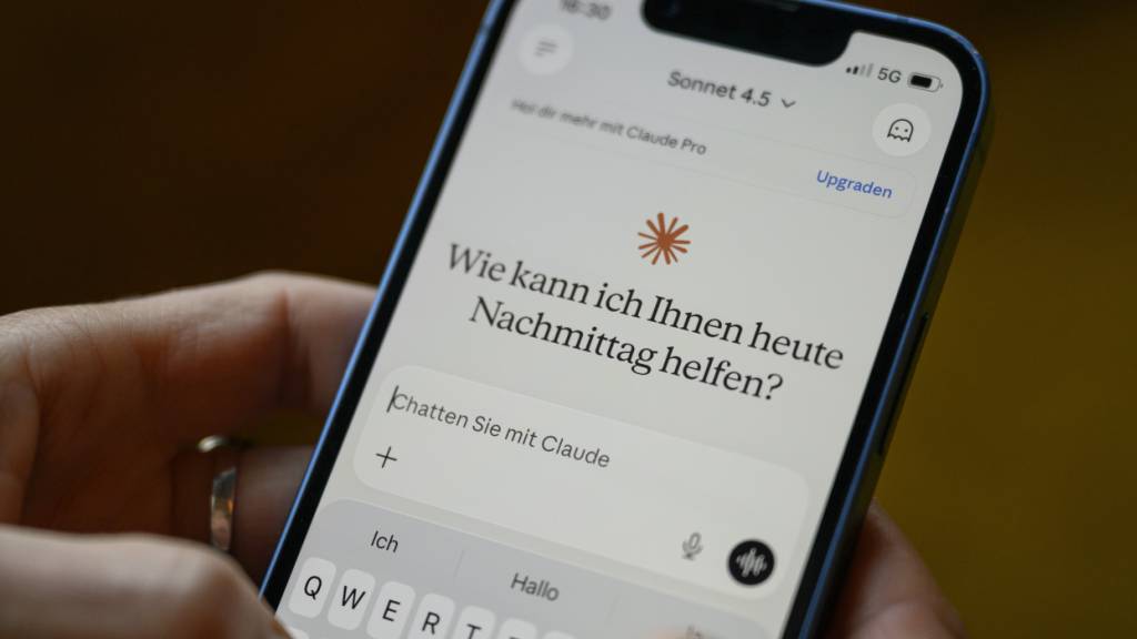 Anthropic ist mit dem Chatbot Claude ein führender Rivale des ChatGPT-Entwicklers OpenAI. (Archivbild)