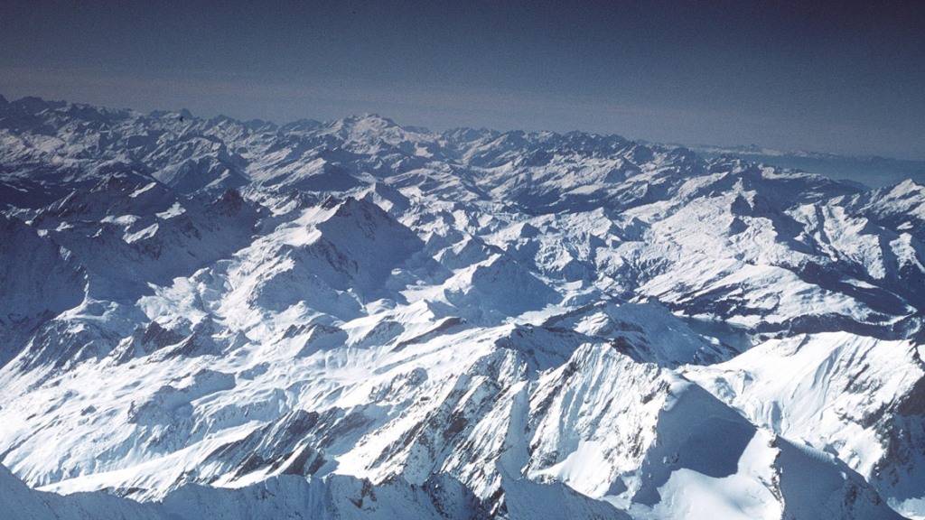 Zwei Skifahrer sterben durch Lawinen in französischen Alpen