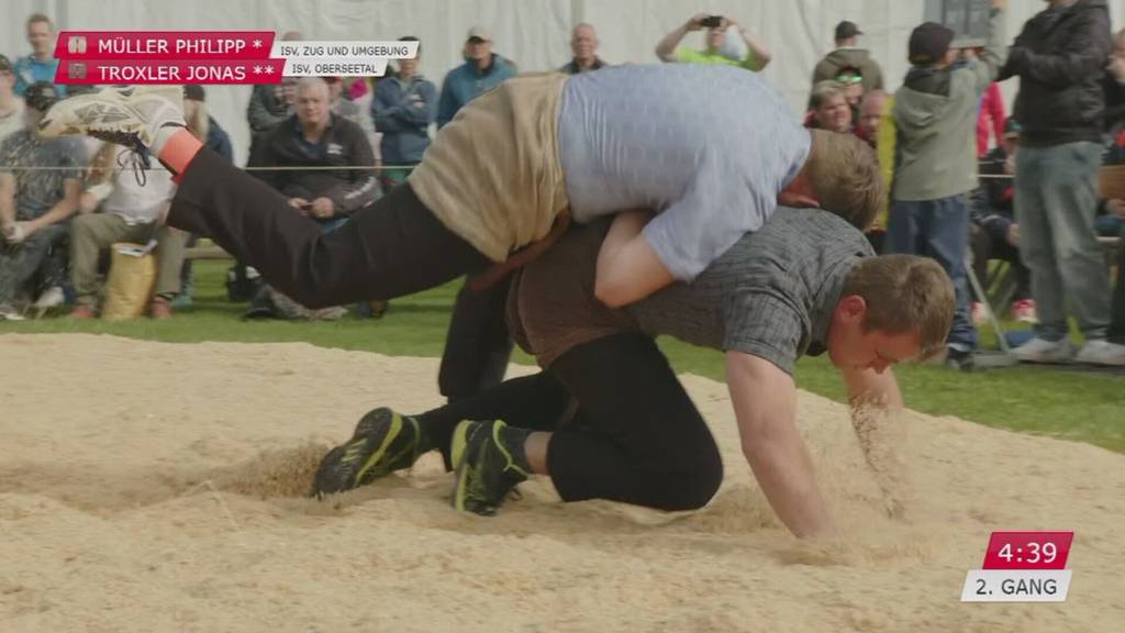 Einheimischer holt Kranz am Zuger Kantonalen