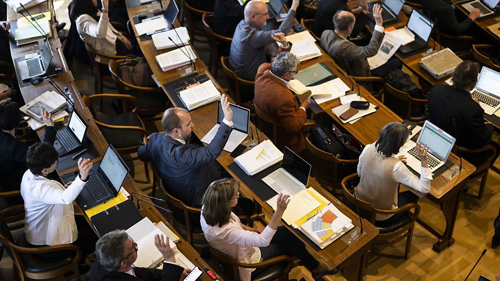 Dauerbrenner Polizeigesetz: In der Februarsession wird sich der St. Galler Kantonsrat erneut damit beschäftigen. (Archivbild)