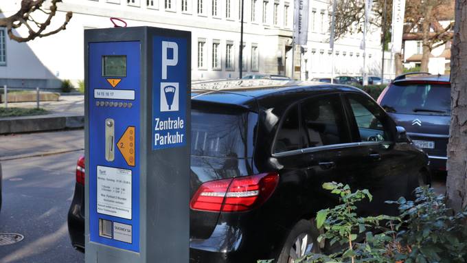 Für Velostreifen und Bäume: Parkplätze in Baden werden aufgehoben
