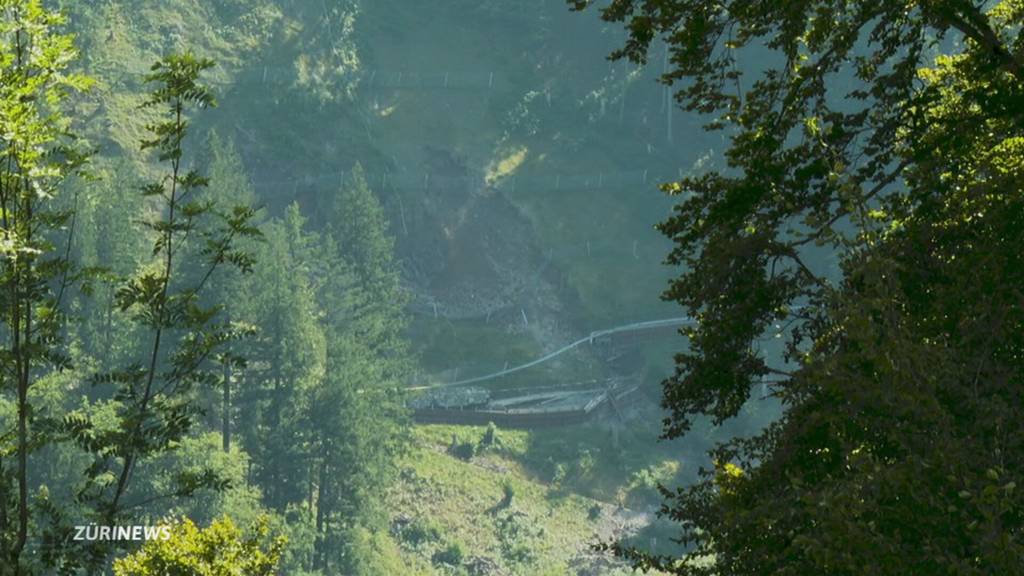 Unerwarteter Hangrutsch mit grossen Schäden in Glarus