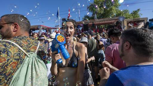 Street Parade 2024 lockt fast 1 Million Raver ans Zürcher Seebecken