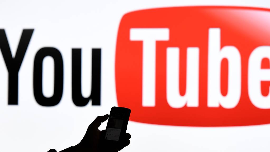 Youtube-Videos werden in Europa in niedrigerer Bildqualität übertragen. (Archivbild)