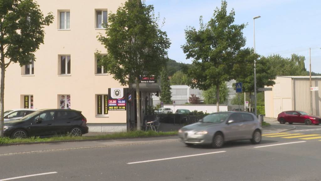 Bordell direkt neben Büro der Zeugen Jehovas sorgt in Reinach für Aufsehen