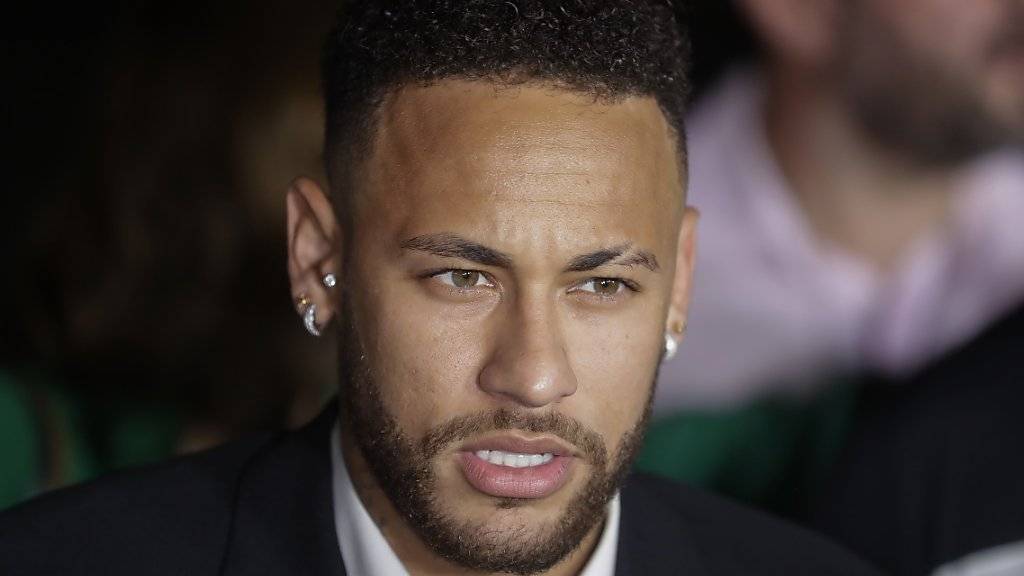 Der brasilianische Fussballstar Neymar ist nach Vergewaltigungsvorwürfen gegen ihn am Donnerstag erneut von der brasilianischen Polizei vernommen worden.