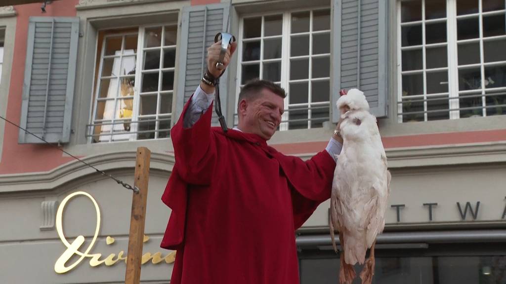 Gansabhauet in Sursee: «Überlegen nützt nichts, einfach zuschlagen und fertig»