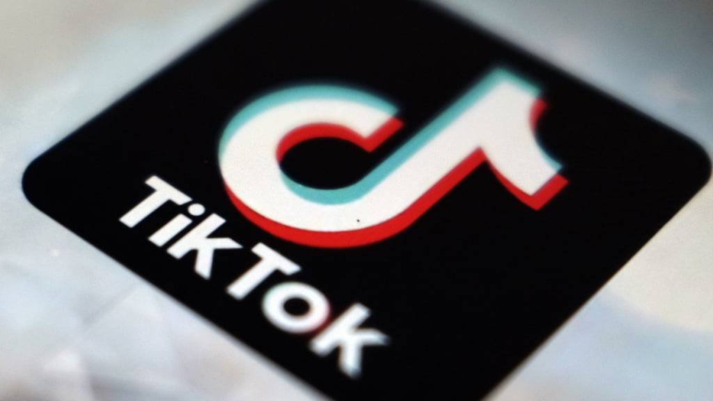 Der Plattform TikTok droht in den USA die Verbannung. (Archivbild)