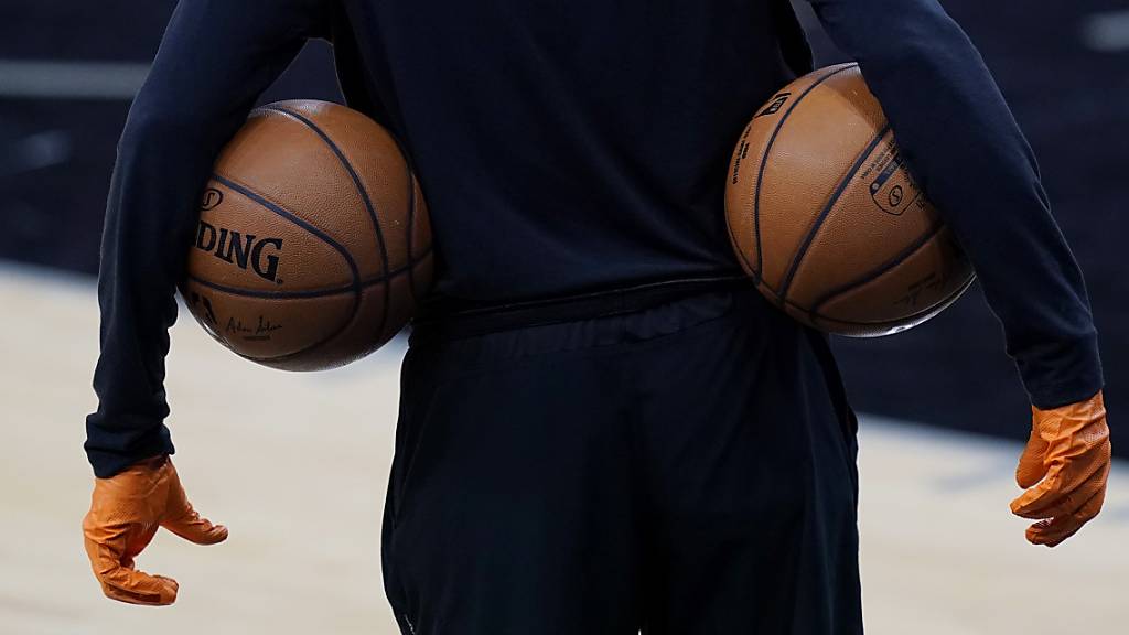 Ohne die bewährte Blase der letzten Saison wird es in der NBA zusehends kompliziert.