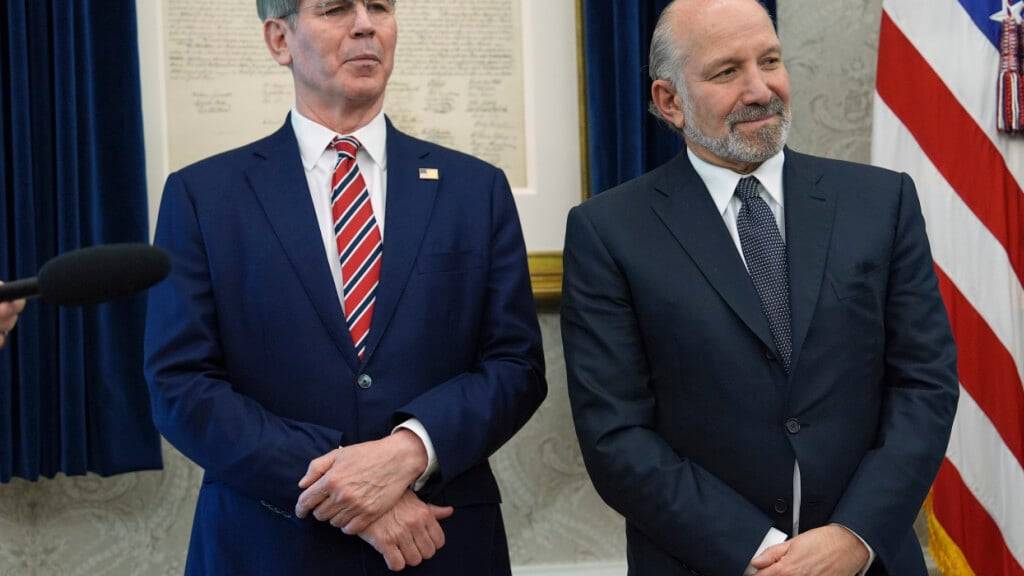Bei den Verhandlungen mit China mti dabei waren unter anderem US-Finanzminister Scott Bessent (links) und Handelsminister Howard Lutnick. (Archivbild)