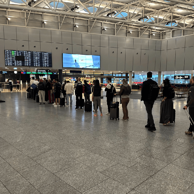 Dank Senioren kürzere Warteschlangen am Zürcher Flughafen