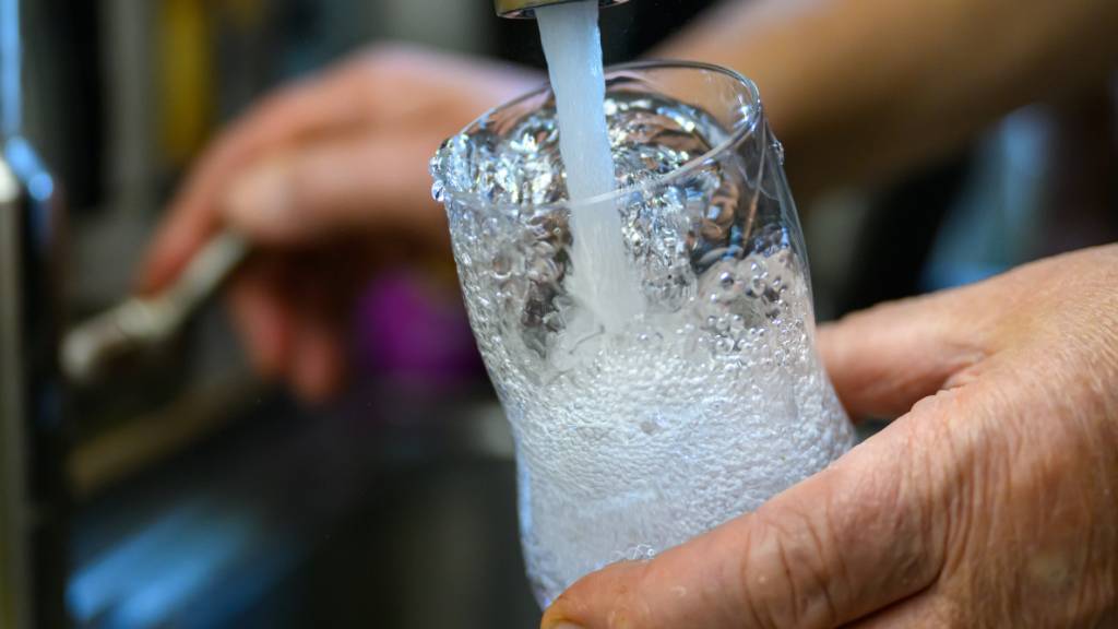 Wasserpumpwerk Tierfed GL wegen zu hohem Chemikalienwert abgestellt