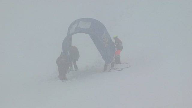 Riesenslalom abgesagt