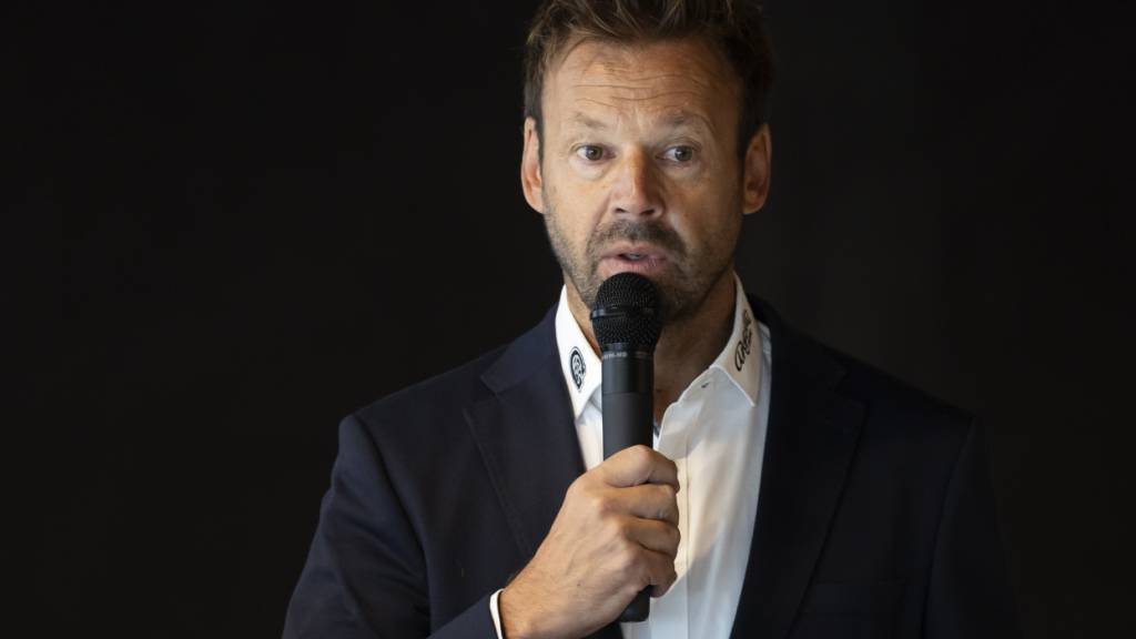 Fribourgs Sportdirektor Gerd Zenhäusern nimmt viel Zeit für die Nachrichtenagentur Keystone-SDA