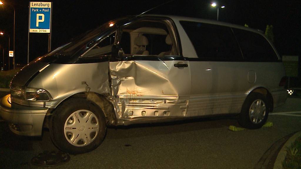 Töff-Fahrer bricht sich Gesicht bei Unfall