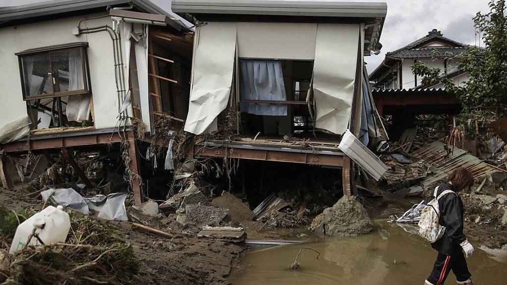 Extreme Wetterereignisse verursachen immer höhere Schäden - Im Bild Zerstörungen des Taifuns Hagibis im Oktober 2019 in Japan. (Archiv)