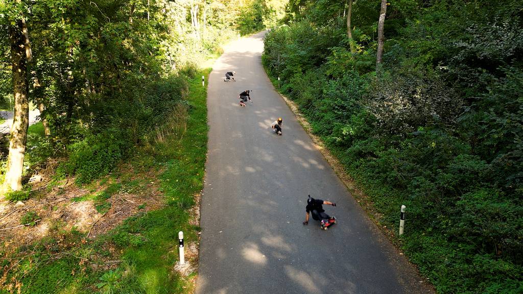 Adrenalinkick Longboard – Im Höllentempo auf Pass-Strassen 