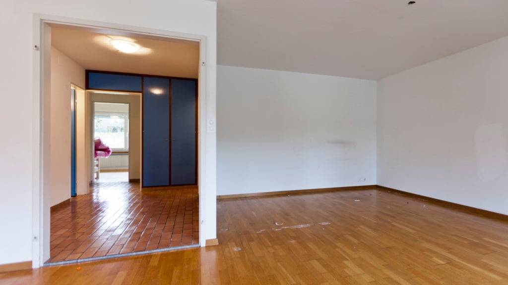 Im Kanton Schwyz gibt es zu wenige freie Wohnungen. (Symbolbild)