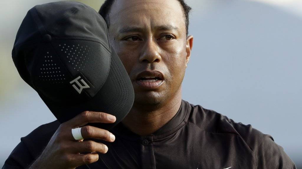 Tiger Woods kann die Mütze nach der Runde einigermassen zufrieden abnehmen.
