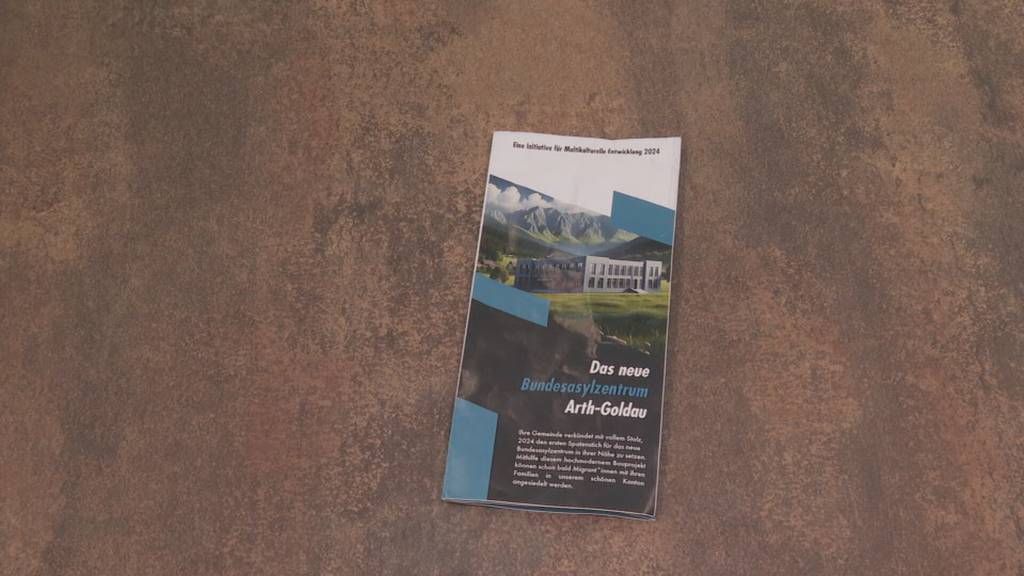 Unbekannte verteilen in Arth und im Kanton Uri Flyer und Wahlzettel