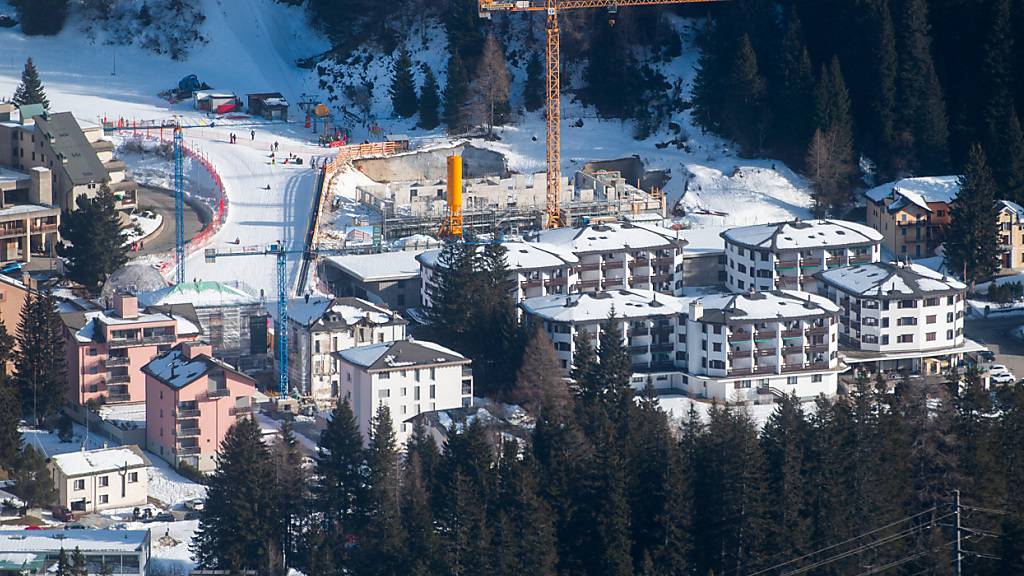 Die Bündner Regierung will mit einem neuen Gesetz den Wohnraum im Kanton fördern. (Archivbild)