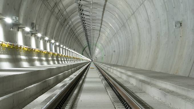 Testfahrten im Ceneri-Basistunnel wieder aufgenommen