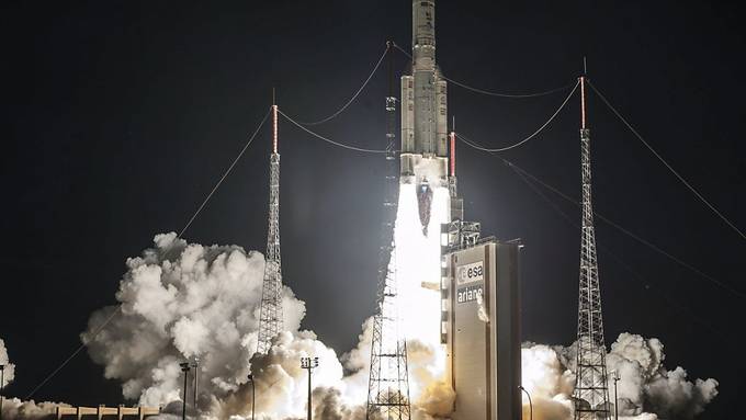 100. Ariane 5 gestartet