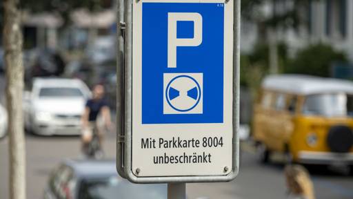 Anwohner zahlen in Zürich ab Januar 2027 mehr fürs Parkieren