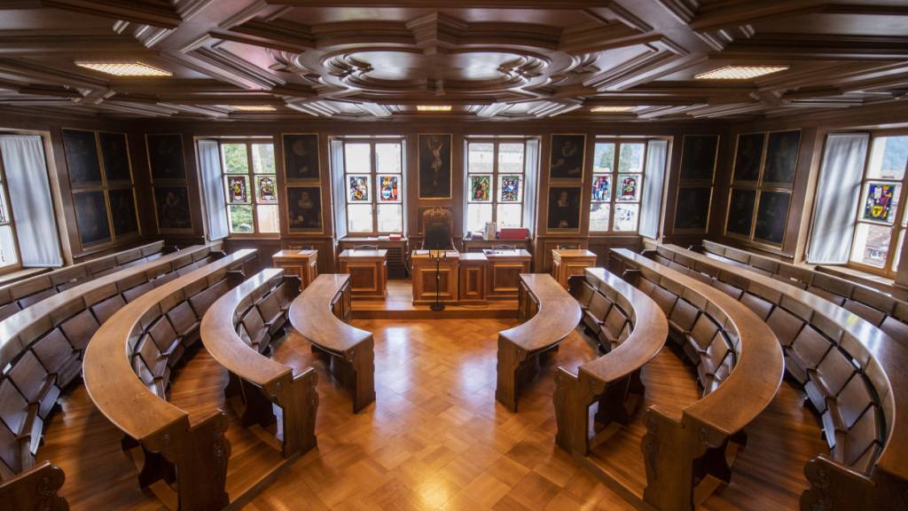 Der Nidwaldner Landrat sprach sich am Mittwoch dafür aus, das Kantonsreferendum gegen das Bundesgesetz über die Individualbesteuerung zu ergreifen. (Symbolbild)