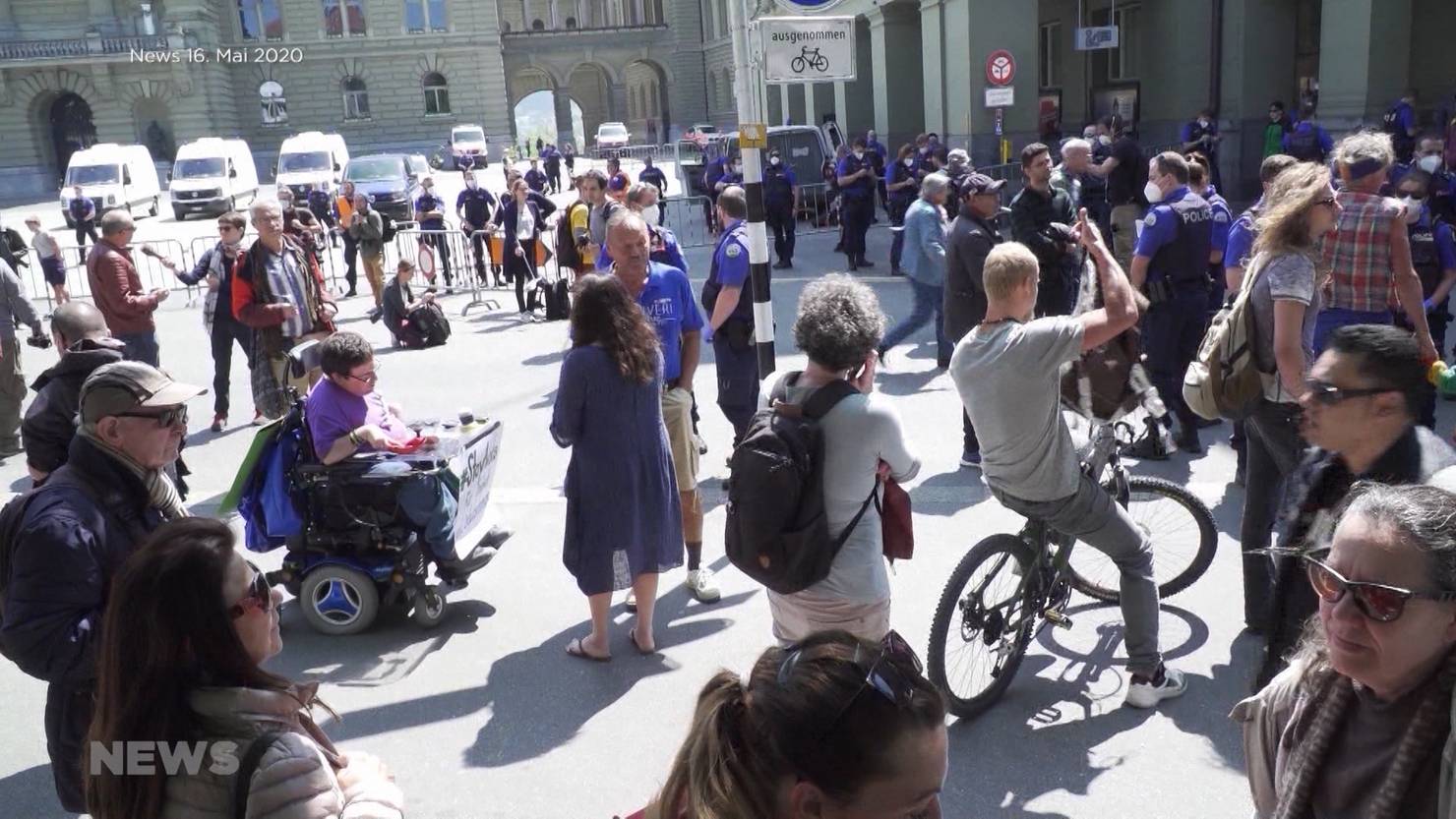 Corona-Demo mit 5-Personen-Regel? - TeleBÃ¤rn