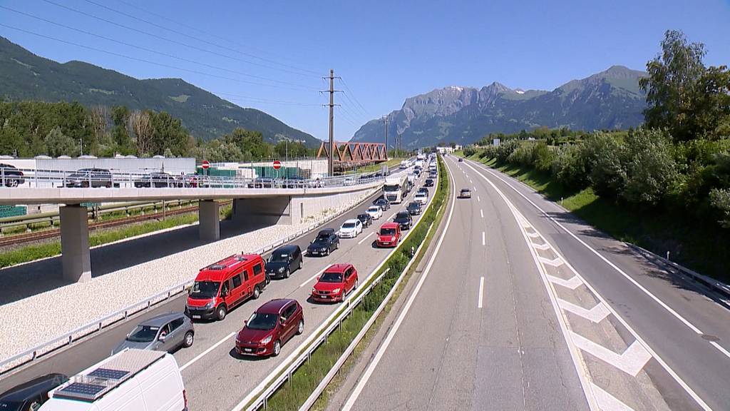 Stau-Problem: Tempo 60 auf der Autobahn soll die Lösung sein