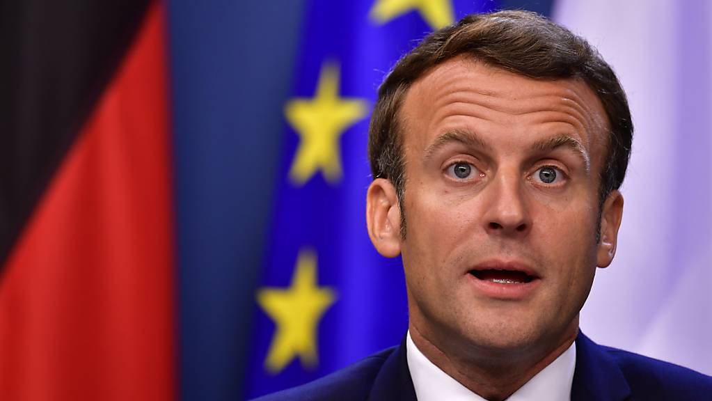 Emmanuel Macron, Präsident von Frankreich, spricht während einer Pressekonferenz zum Abschluss des EU-Gipfels. Foto: John Thys/AFP Pool via AP/dpa