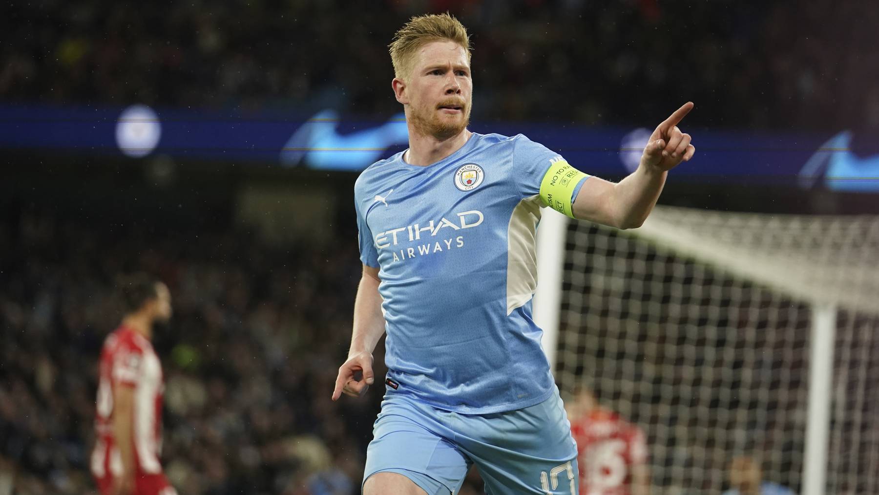 Manchester City's Kevin De Bruyne celebrates after scoring his side's opening goal during the Champions League, first leg, quarterfinal soccer match between Manchester City and Atletico Madrid at the Etihad Stadium, in Manchester, Tuesday, April 5, 2022.