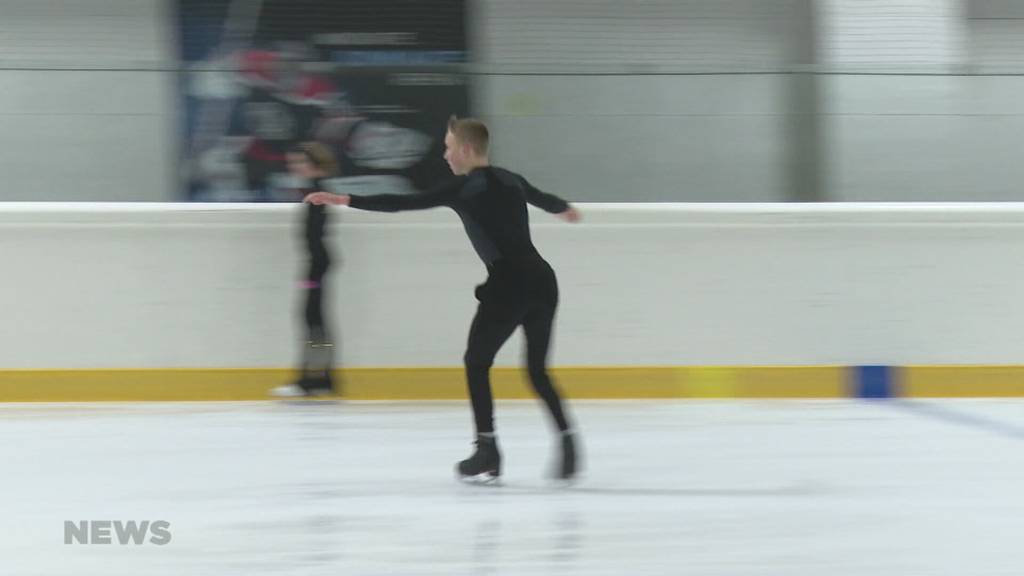 Zwei Berner Eiskunstläufer im Training