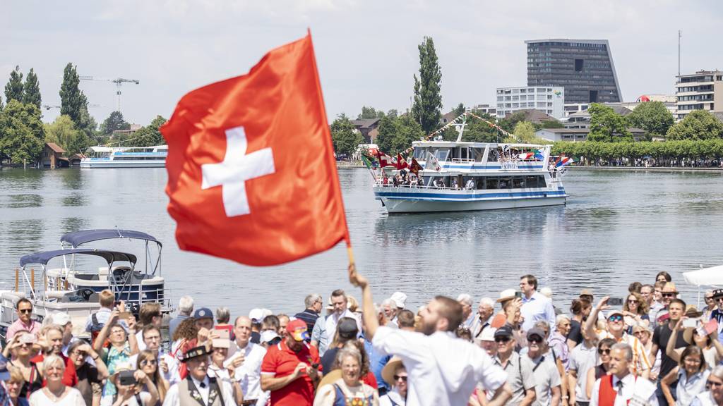 Eidgenössisches Jodlerfest in Zug eröffnet