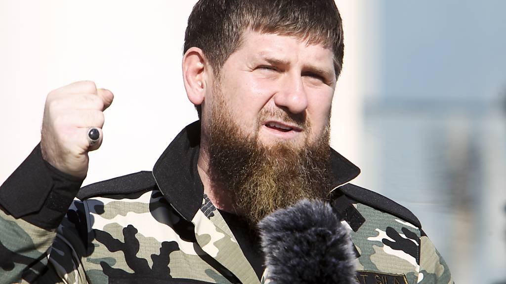 ARCHIV - Der Anführer der russischen Provinz Tschetschenien Ramsan Kadyrow wurde zum Generaloberst befördert. Foto: -/AP/dpa