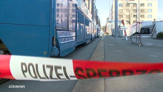 Junge Eritreerin stirbt nach schwerem Sturz aus Tram