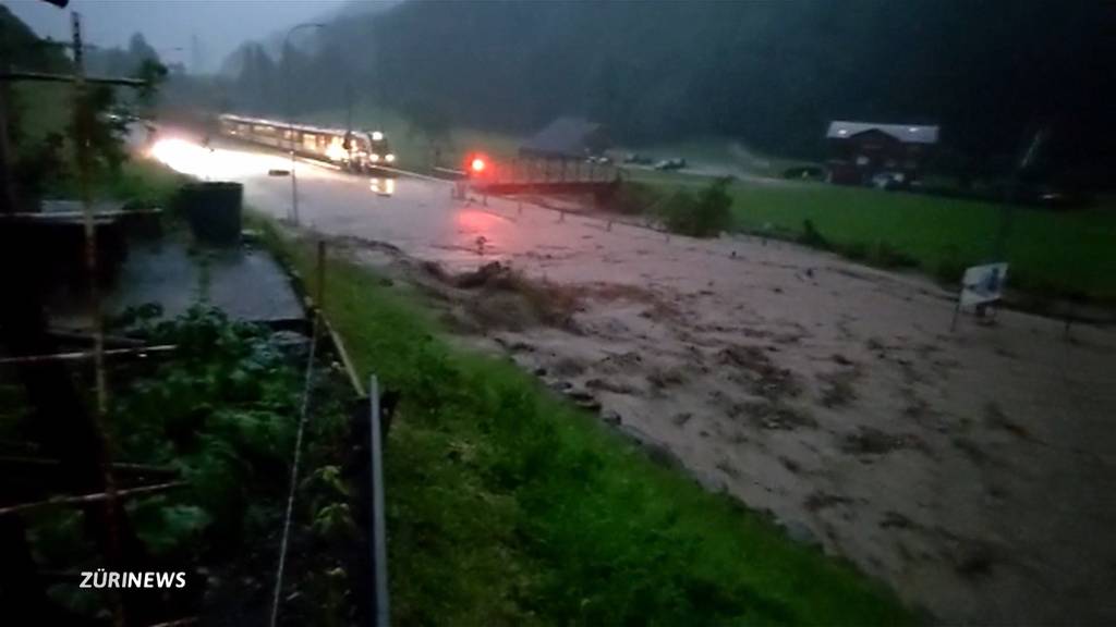 Engelberg unerreichbar: Unwetter ziehen über Nidwalden