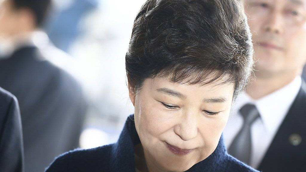 Gegen sie wurde ein Haftbefehl erlassen: Südkoreas ehemalige Präsidentin Park Geun Hye. (Archiv)