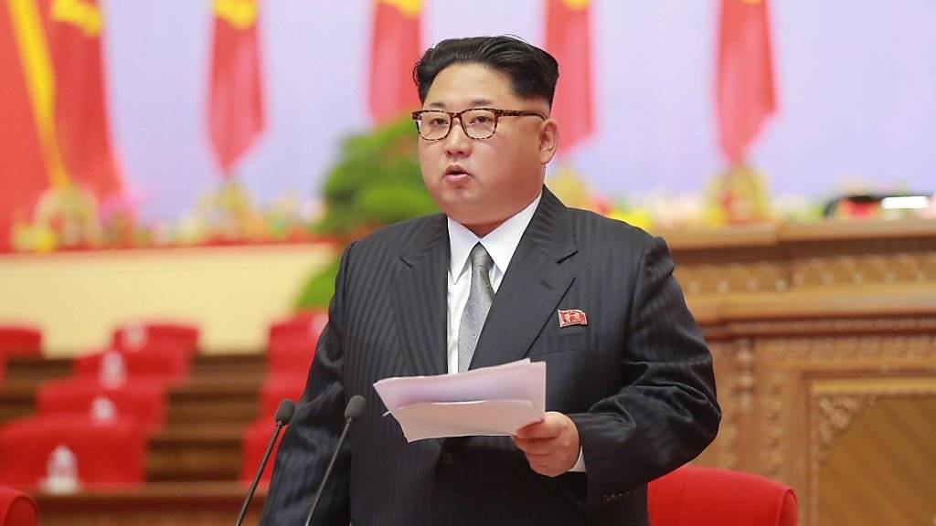An der Parteispitze: Nordkoreas Führer Kim Jong Un spricht am Parteikongress.