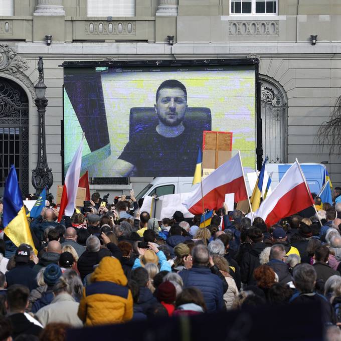Eindrücke von der Ukraine-Kundgebung in Bern