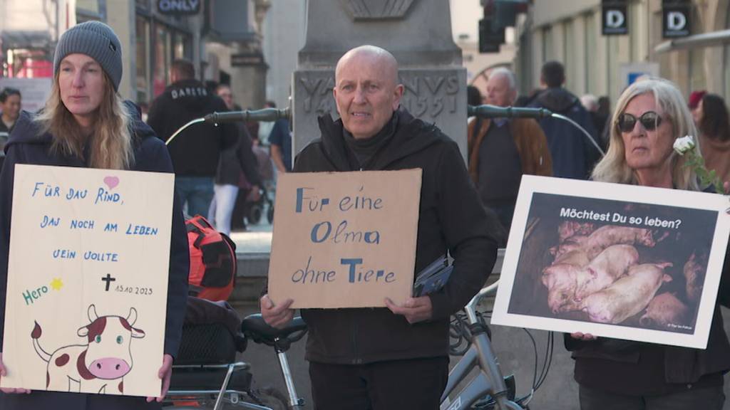 Nach Rinder-Vorfall: Aktivisten demonstrieren für tierfreie Olma